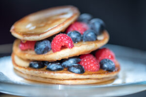 brunch pancake früchte obst