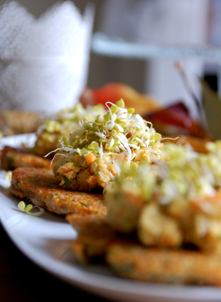 Karottenpuffer mit Buchweizen und Humus