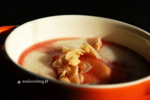 Kamutgrieß mit Apfel und Kuzu