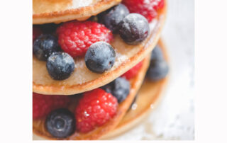 me time pancakes himbeeren heidelbeeren rezept dinkel soulcooking