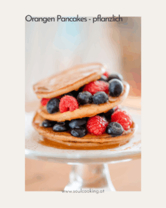 Orangen Pancakes mit Beeren